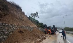Sakarya'da kuvvetli yağış günlük yaşamı ve ulaşımı olumsuz etkiledi