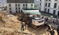 Başakşehir'de inşaat alanında göçük altında kalan 1 işçi kurtarıldı