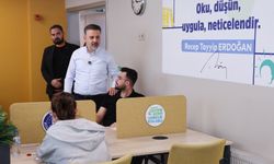 Bursa'da yaklaşık 2 bin 500 memur adayının katılımıyla KPSS deneme sınavı düzenlendi
