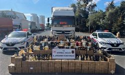 İstanbul'da kaçak parfüm operasyonunda 2 zanlı yakalandı