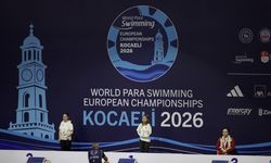 Milli para yüzücü Sevilay Öztürk, Avrupa Şampiyonası'nda ikinci altın madalyasını kazandı