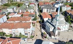 Erenler'in 15 sokağında asfalt çalışmalarına başlandı