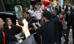 İsrailli rakibini yenerek dünya şampiyonu olan milli sporcuya coşkulu karşılama