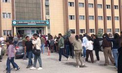 Kars'ta KPSS heyecanı: Adaylar sınav için okullara akın etti