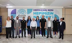 Nilüfer Belediyesporlu milli sporculara Başkan Şadi Özdemir'den tebrik