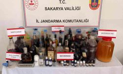 Sakarya'da jandarmadan sahte alkol operasyonu: 5 gözaltı