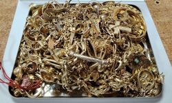 Türkiye'ye sokulmak istenen 708 gram kaçak altın komşuya takıldı
