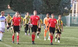 Hakem evinde iki düğün var