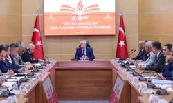 Valilikte okul güvenliği zirvesi