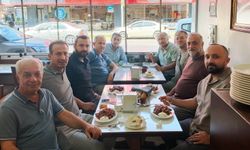 Komşu esnafların 40 yıllık dostluğu