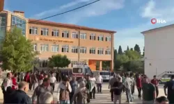 Manisa Turgutlu'da lisenin önünde silahlı saldırı: Yaralılar var