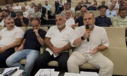 Cumhur İttifakı meclis üyeleri, meclis dışında gündem dışı konuştu