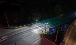 Şehirdeki karanlık kavşaklara Büyükşehir dokunuşu