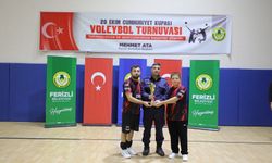 Cumhuriyet Kupası'nın şampiyonu RK Kafe Lounge oldu