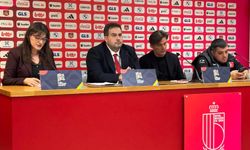 Montella’dan İstifa Söylemlerine Net Yanıt: "Umurumda Değil, Çok Çalışacağız!"