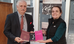 Tuna Arşivini SAÜ Şehir Hafızasına Bağışladı