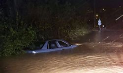 Kocaeli ve Sakarya'da sağanak su baskınlarına neden oldu