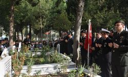 Tekirdağ'da şehit öğretmen Neşe Alten ve babası kabirleri başında anıldı