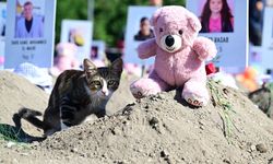 Üsküdar'da 'Toprağın Altındaki Çocuklar' etkinliğinde Gazze'de yaşamdan koparılan çocuklara dikkat çekildi
