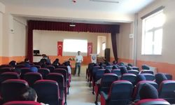 12. sınıf öğrencilerine YKS ve tercih süreci anlatıldı