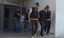 Adana'da 25 yıla kadar hapis cezasıyla aranan hükümlüler şafak operasyonuyla yakalandı