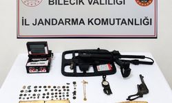 Bilecik'te tarihi eser operasyonu: 51 sikke ele geçirildi