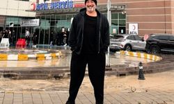 Cem Yılmaz kalp krizinin ardından tedavi gördüğü hastaneye geldi