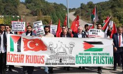 Düzce Üniversitesi'nde Filistin'e destek yürüyüşü