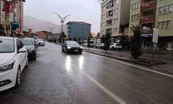 Hakkari'de sağanak yağış etkisini sürdürüyor