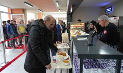 İstanbul'da örnek sosyal belediyecilik modeli: Ekmek 10 tl, yemek 55 tl, 20 bin emekliye 250 milyon TL destek