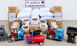 Kocaeli'de 2 milyon 450 bin liralık tütün ve makaron ele geçirildi