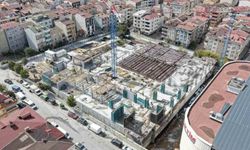 Naim Süleymanoğlu Gençlik Spor ve Yaşam Merkezi hızla yükseliyor