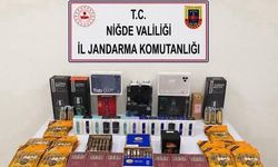 Niğde'de kaçak ürün operasyonu: Çok sayıda elektronik cihaz ve tütün ürünü ele geçirildi