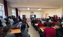 Öğrencilere ve velilere kapsamlı siber güvenlik eğitimi