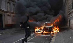 Paris'teki protestolarda 13'ü çocuk 195 kişi gözaltına alındı