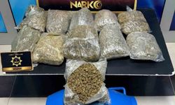 Siirt'te 5 kilo 700 skunk ele geçirildi, 5 kişi gözaltına alındı