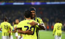UEFA Şampiyonlar Ligi: Fenerbahçe: 2 - Slavia Prag: 1 (İlk yarı)
