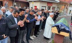 Zonguldak'ta çöken binada hayatını kaybeden yaşlı kadın son yolculuğuna uğurlandı