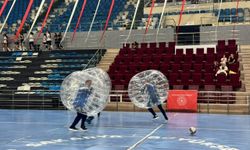 Serdivan’da balon futbolu!