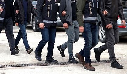 Polisim, Savcıyım" Diyen 25 Kişi Yakalandı!
