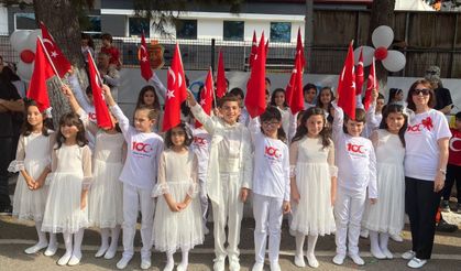 Atatürk İlkokulu'ndan 100.yıl gösterisi