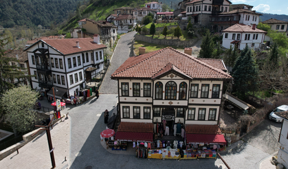 Bu sokaklar açık hava müzesi: Osmanlı'dan günümüze tanıklık eden miras