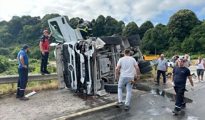 Feci Kaza: SUV ile Çarpışan TIR Şarampole Devrildi!