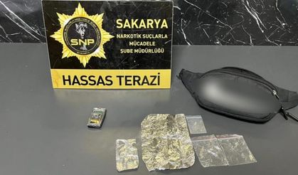 Yastık içinde skunk sevkiyatına Sakarya Polisinden engel: 2 tutuklama