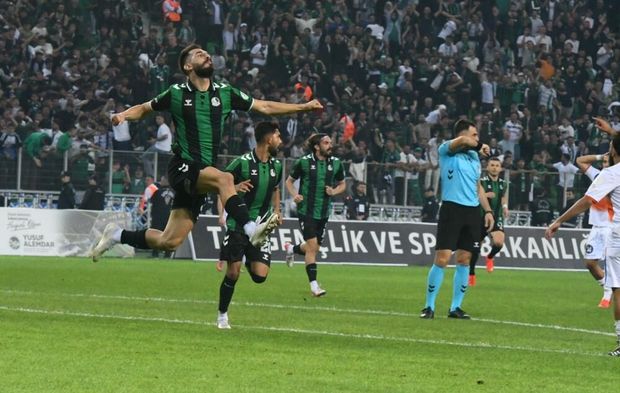 TFF 2. Lig: Sakaryaspor: 2 - İskenderunspor: 2