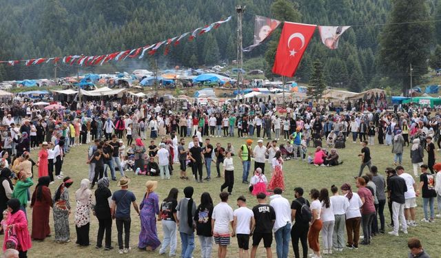 Acelle Yayla Şenlikleri coşku ile sürüyor