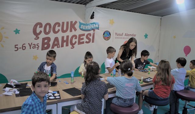 Minikler Tatilin Tadını Serdivan Çocuk Bahçesi’nde Çıkarıyor