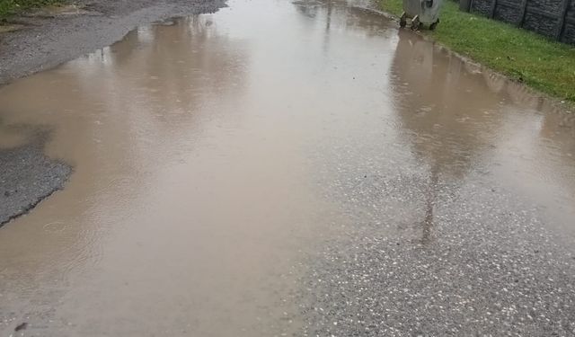 "Vatan Caddesi sular altında!"