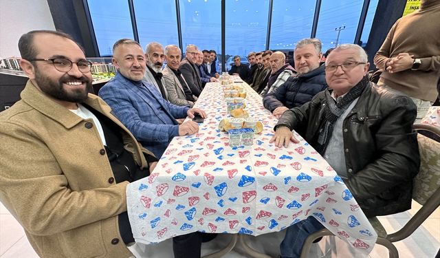 Bilecik Belediye Başkan adayı Yaman, iftar programında projelerini paylaştı