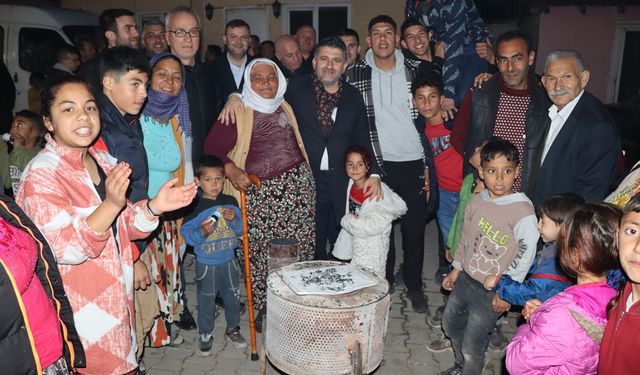 Cumhur İttifakı Söğütlü Belediye Başkan adayı Kurt, Roman vatandaşlarla buluştu